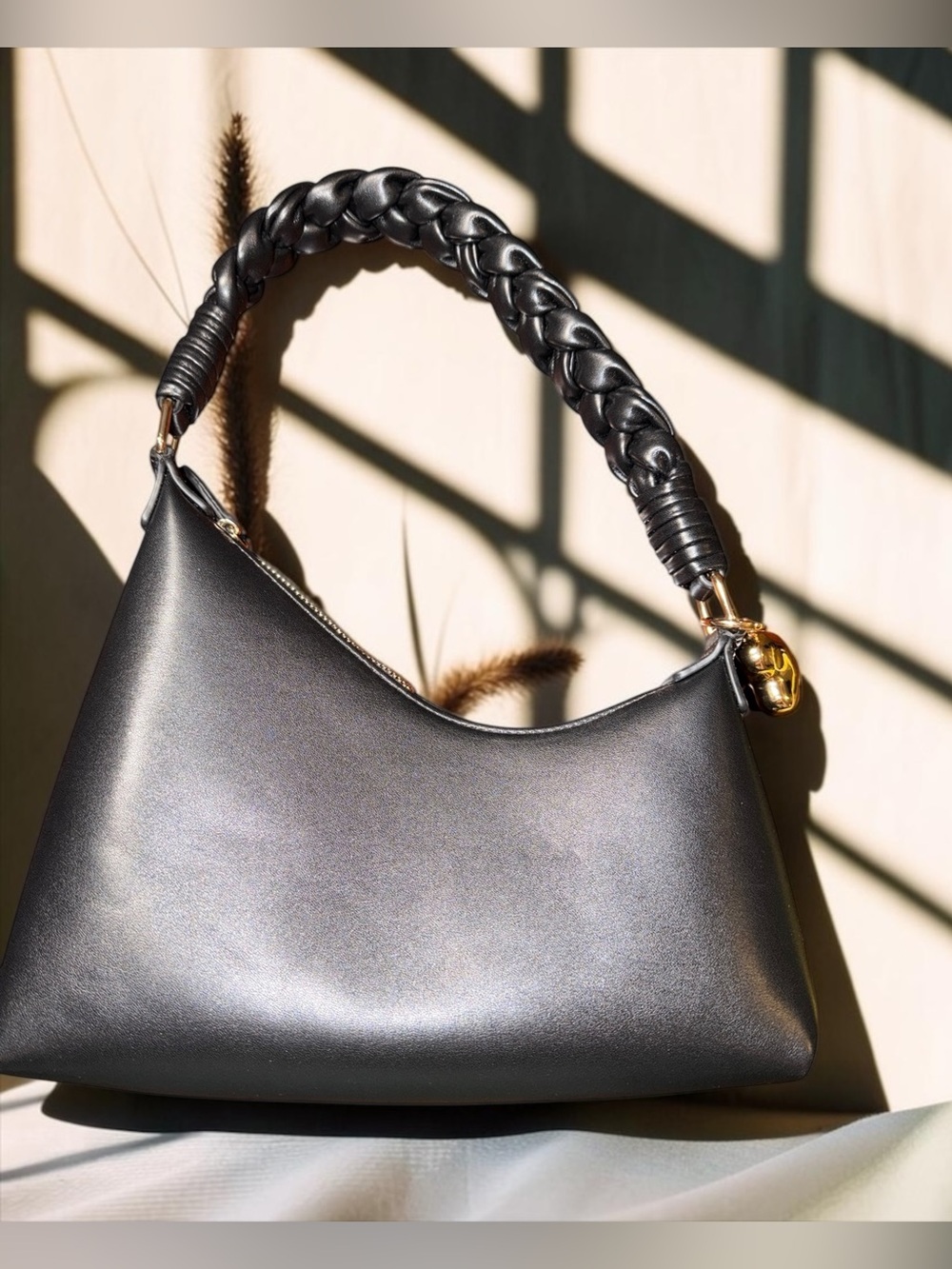 Aupen Nirvana Nior Black Braided-Handle leather handbag